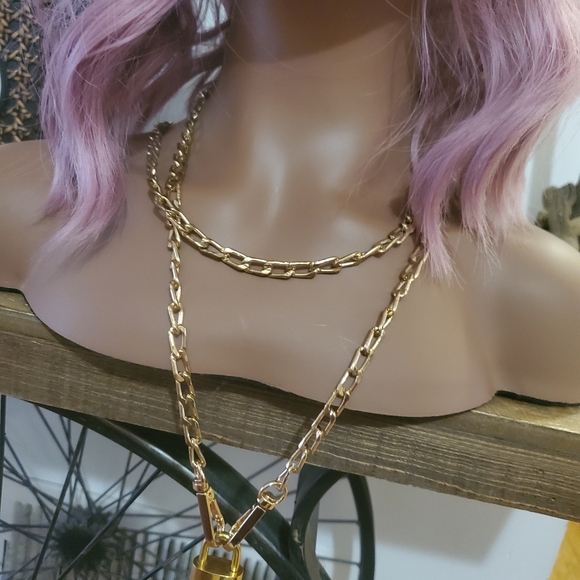 Louis Vuitton Authentic Lock with key. - Picture 2 of 10